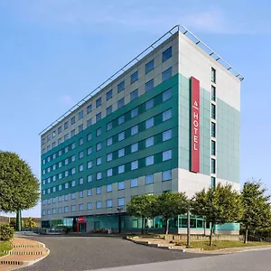 *** Otel Amedia Express Prague, Trademark Collection By Wyndham Çek Cumhuriyeti